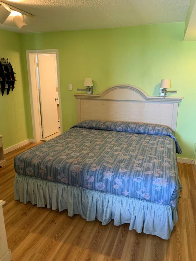 Roman Holiday Resort Норт Уайлдууд Екстериор снимка